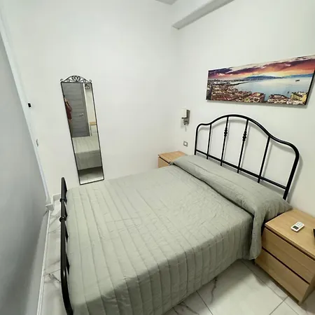 Luna E Ambra Vacanze Неаполь